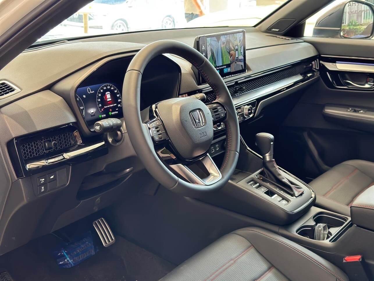 Honda CR-V nôi thất tay lái
