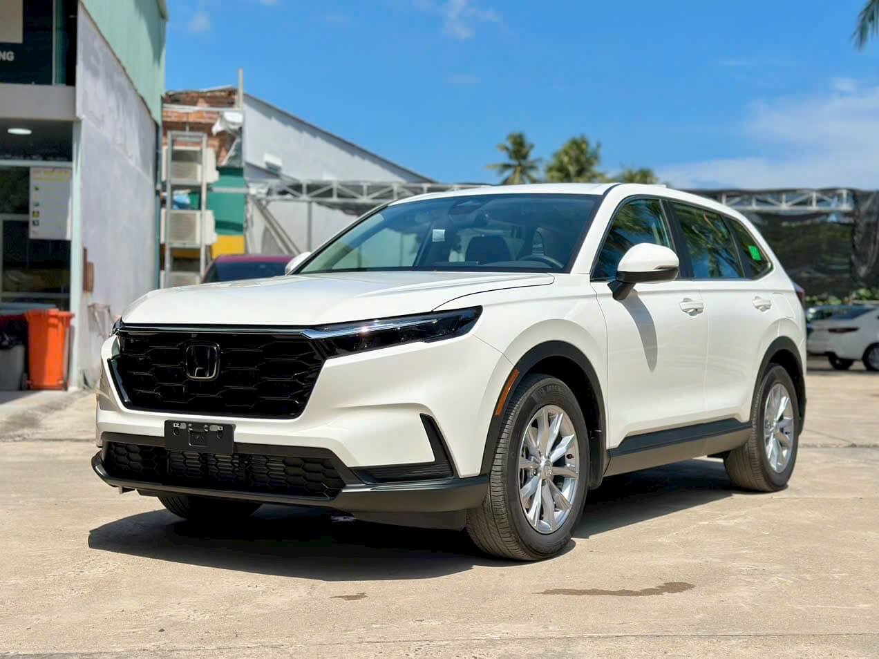 Honda CR-V màu trắng